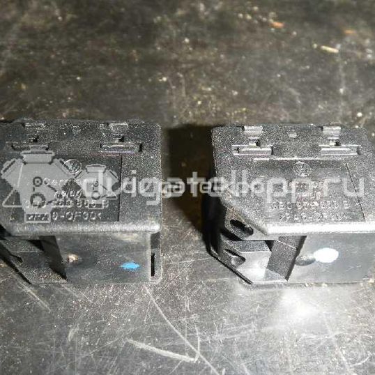 Фото Кнопка стеклоподъемника  3B0959855B для skoda Octavia