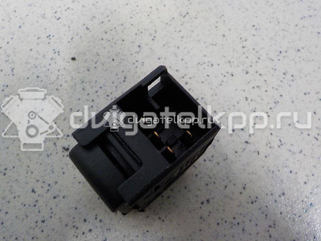 Фото Кнопка стеклоподъемника  3B0959855B для skoda Octavia {forloop.counter}}