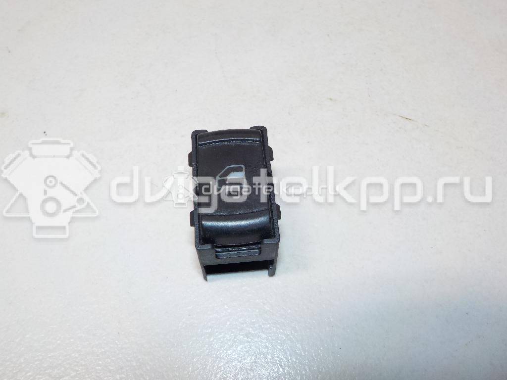 Фото Кнопка стеклоподъемника  3B0959855B01C для vw Golf IV/Bora {forloop.counter}}