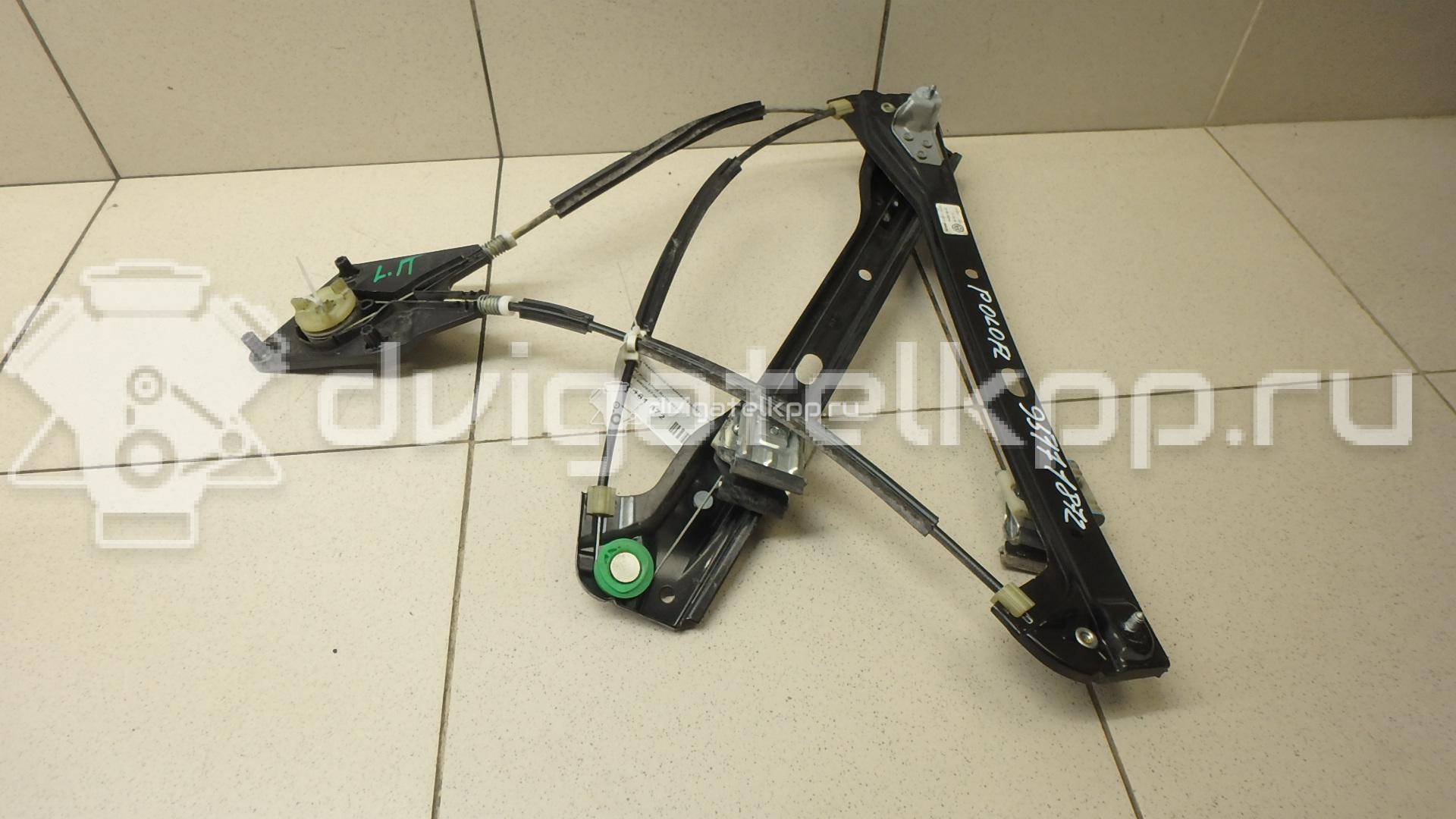 Фото Стеклоподъемник электр. передний левый  6RU837461J для Skoda Rapid {forloop.counter}}