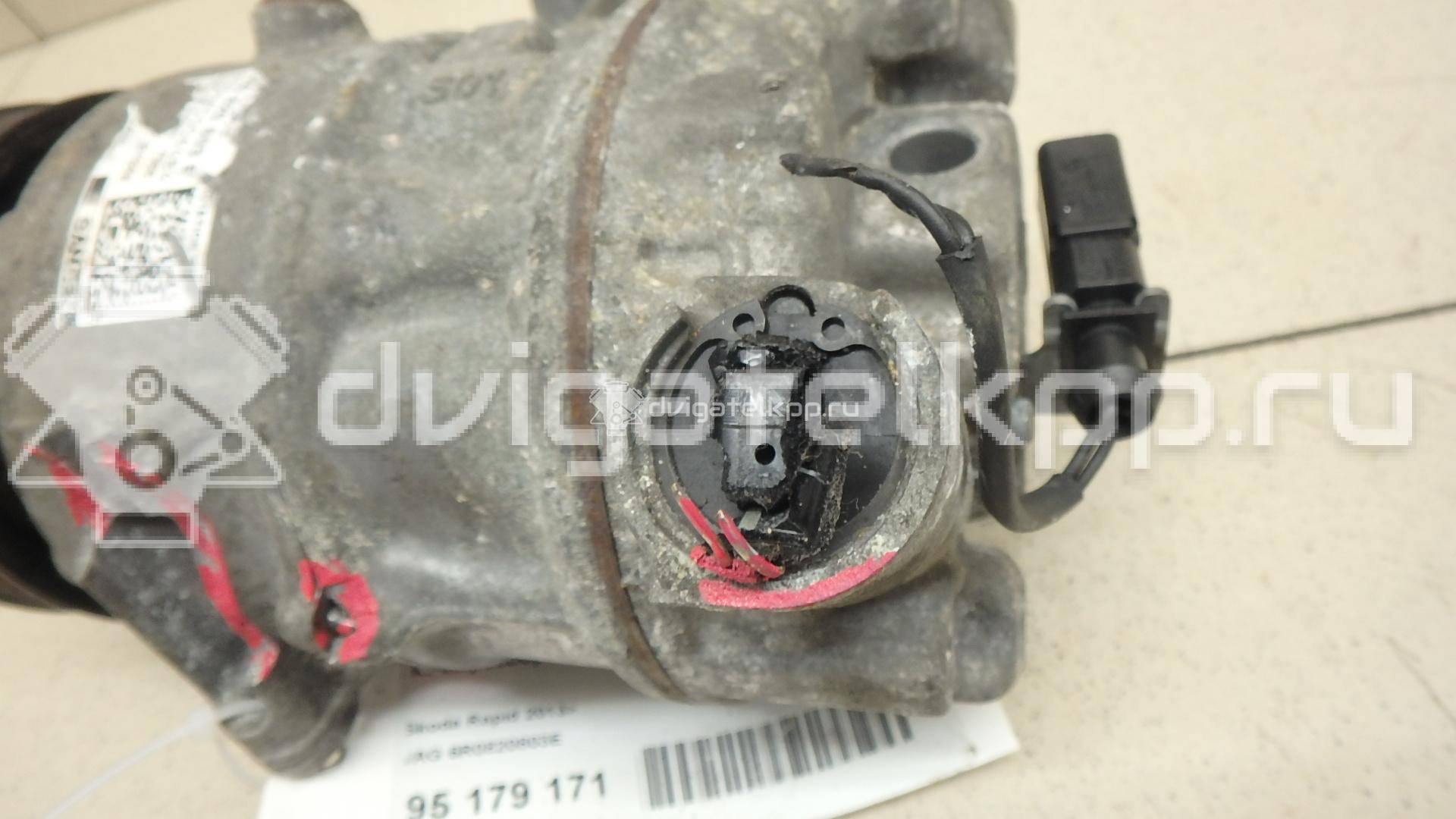 Фото Компрессор системы кондиционирования  6R0820803E для Skoda Roomster 5J / Fabia / Octavia / Rapid {forloop.counter}}