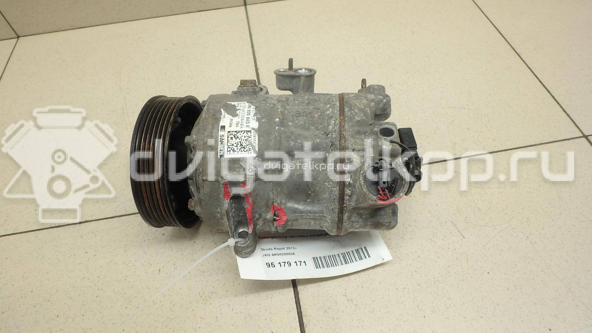 Фото Компрессор системы кондиционирования  6R0820803E для Skoda Roomster 5J / Fabia / Octavia / Rapid {forloop.counter}}