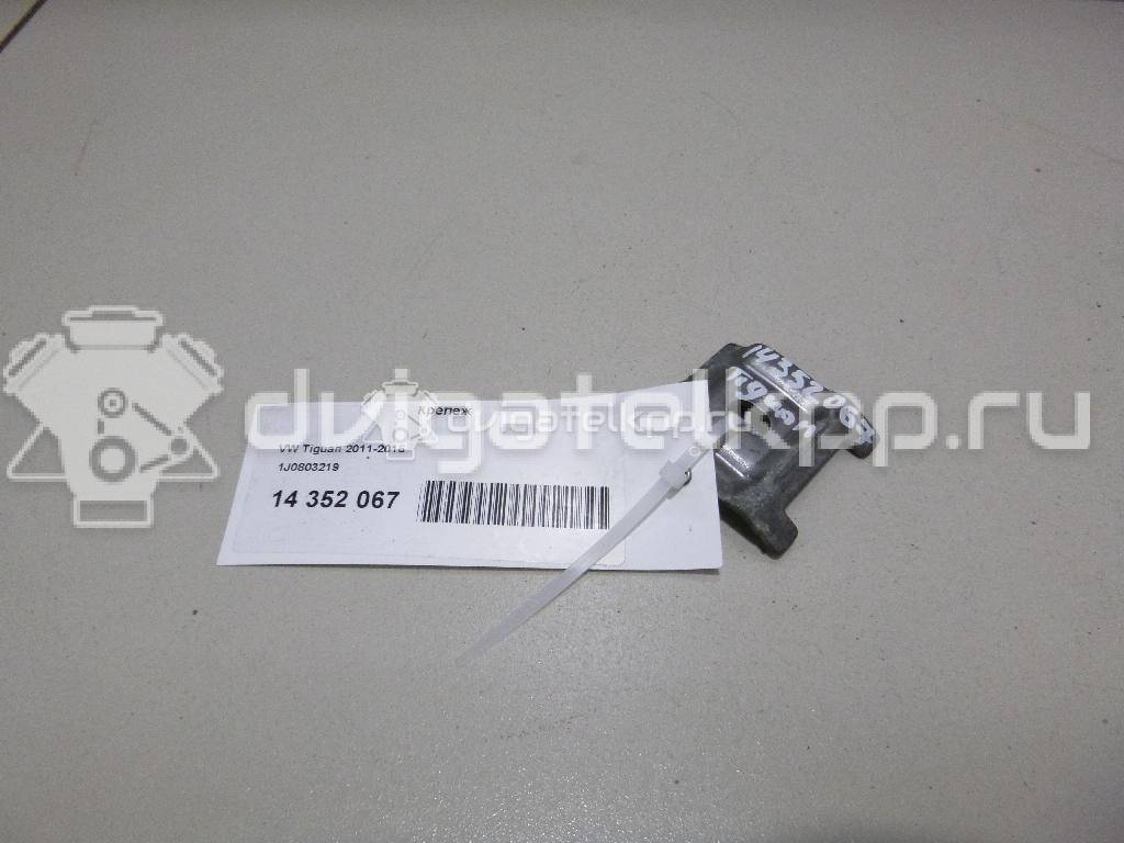 Фото Крепеж  1J0803219 для skoda Rapid {forloop.counter}}