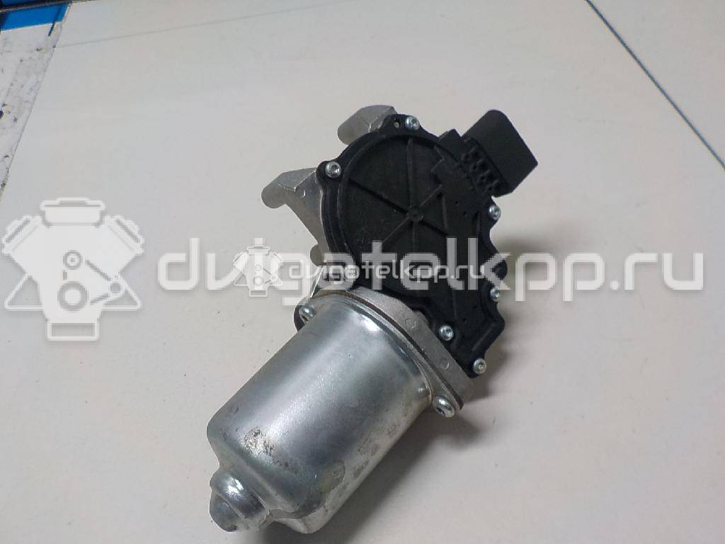 Фото Моторчик стеклоочистителя передний  5J1955113B для Skoda Roomster 5J / Fabia {forloop.counter}}