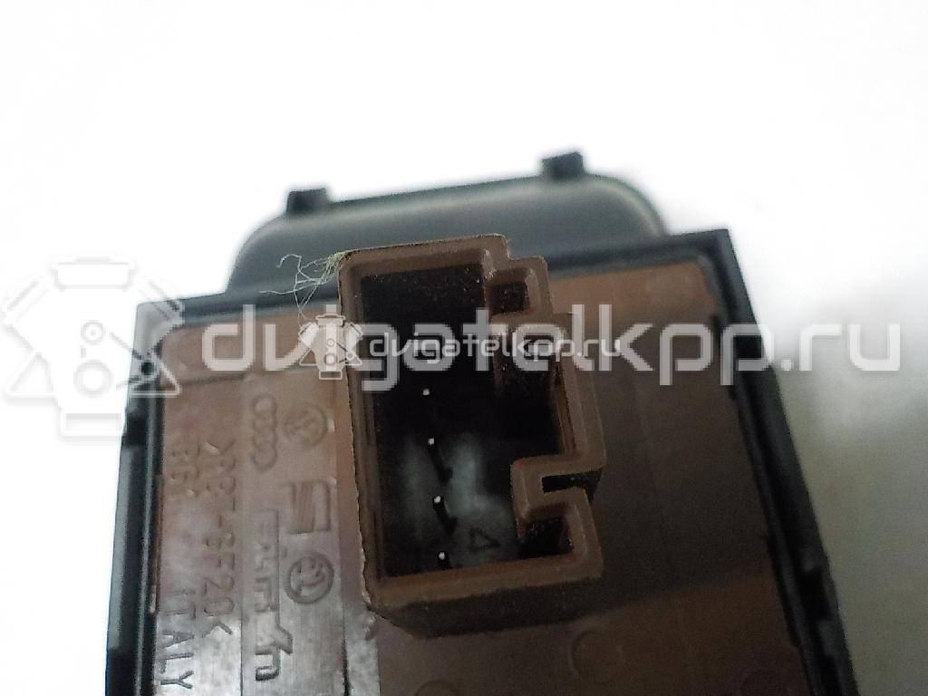 Фото Блок управления стеклоподъемниками  1Z0959858REH для Skoda Roomster 5J / Octaviaii 1Z3 / Yeti 5L / Fabia / Octavia {forloop.counter}}