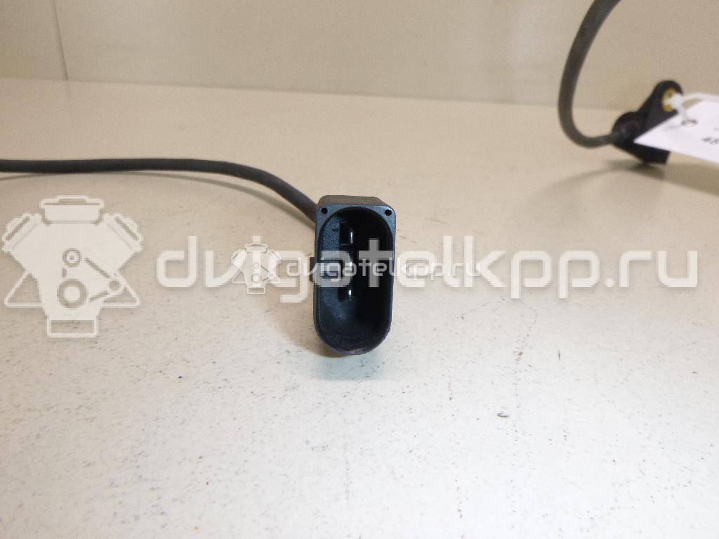 Фото Датчик положения распредвала  038906433A для Skoda Superb {forloop.counter}}