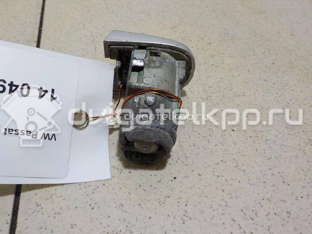 Фото Вставка замка двери лев.  3B0837167G для skoda Superb {forloop.counter}}