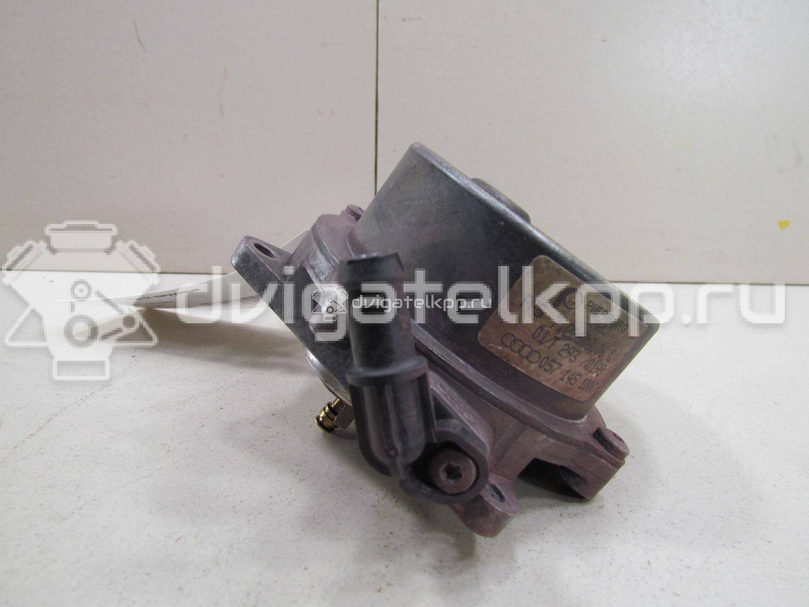 Фото Насос вакуумный  057145100C для Skoda Superb {forloop.counter}}