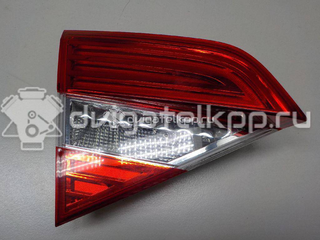 Фото Фонарь задний внутренний левый  3T5945093A для Skoda Superb {forloop.counter}}