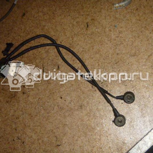 Фото Датчик детонации  06E905377C для skoda Superb