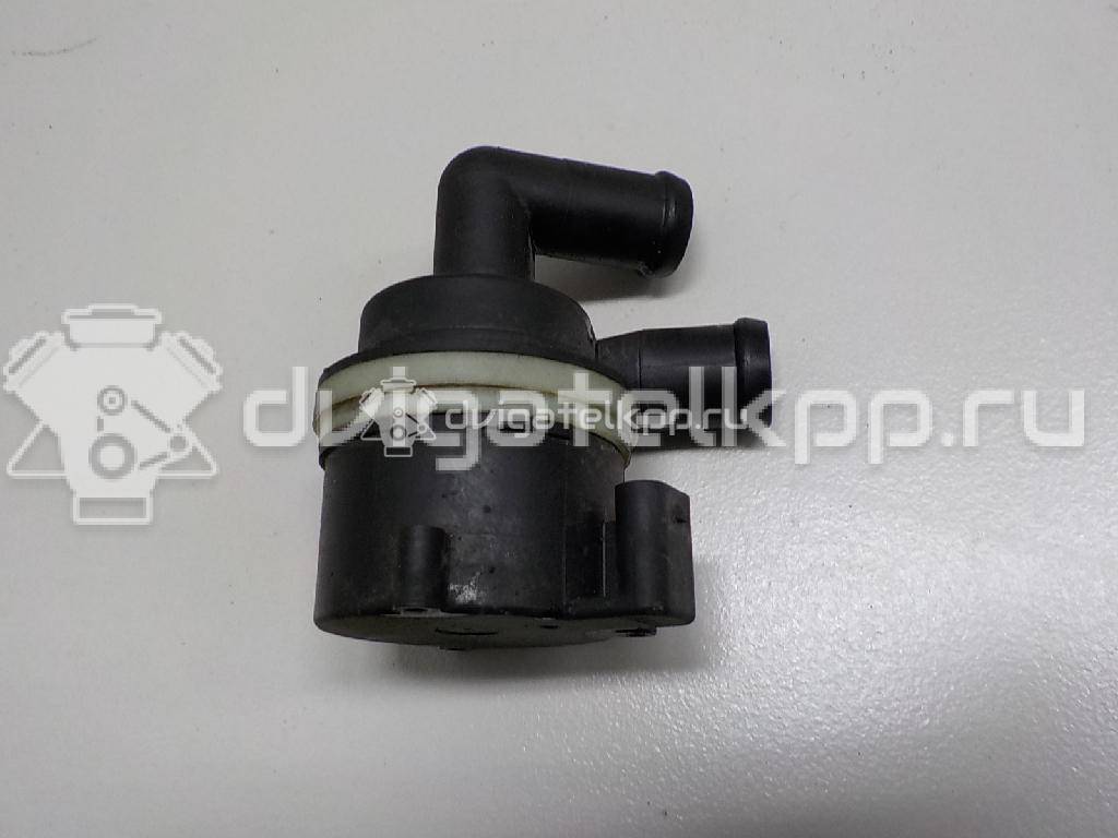 Фото Насос (помпа) электрический  5N0965561A для Skoda Octavia / Yeti 5L / Octaviaii 1Z3 / Superb {forloop.counter}}