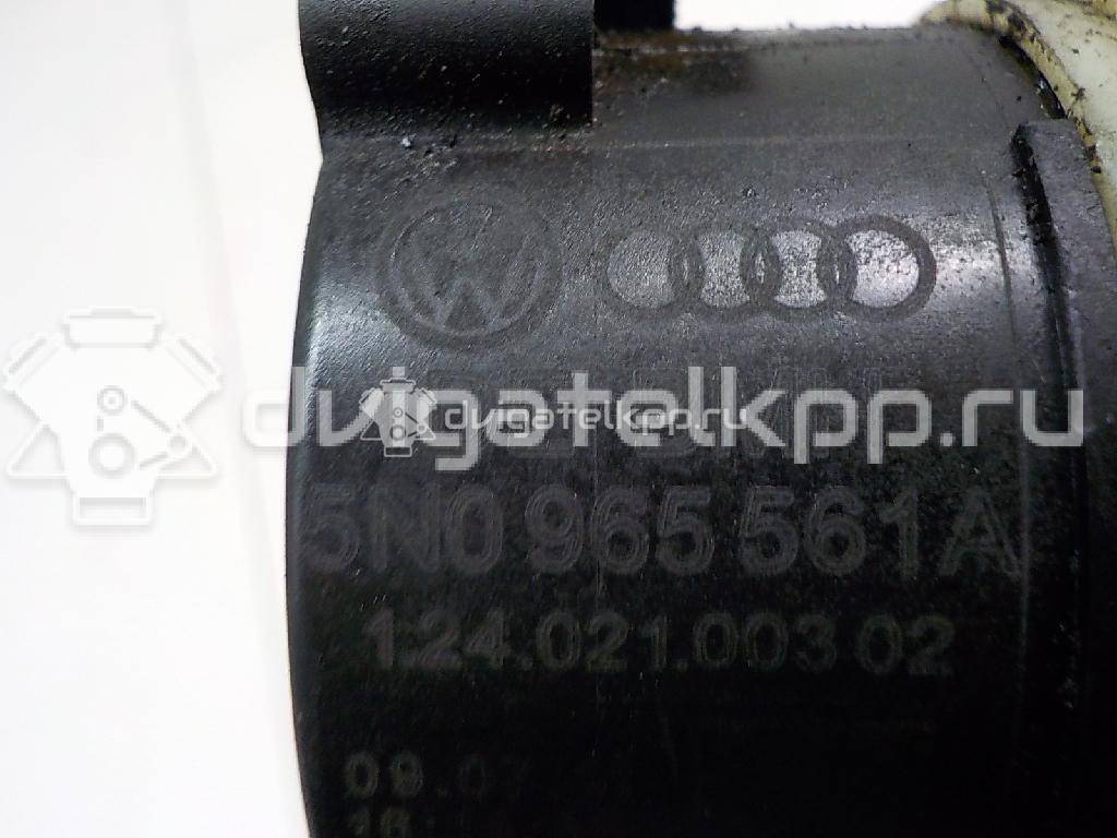 Фото Насос (помпа) электрический  5N0965561A для Skoda Octavia / Yeti 5L / Octaviaii 1Z3 / Superb {forloop.counter}}