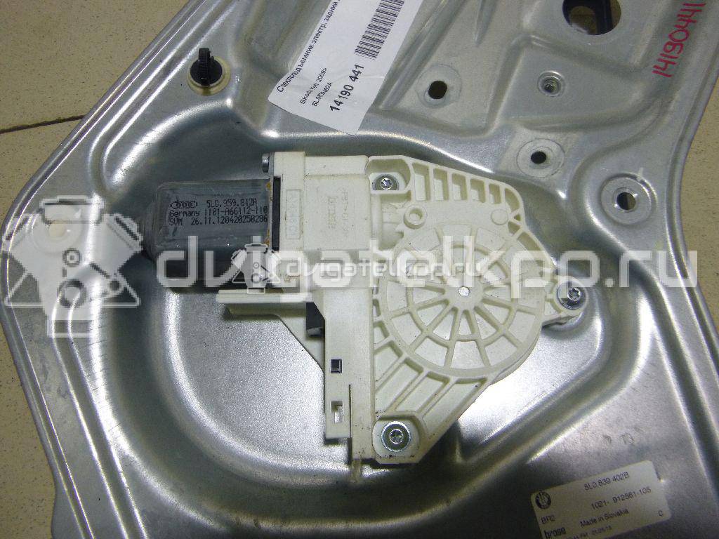 Фото Стеклоподъемник электр. задний правый  5L0839462A для Skoda Yeti 5L {forloop.counter}}