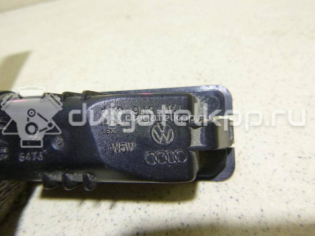 Фото Фонарь подсветки номера  1K8943021 для Volkswagen Scirocco / Polo / Touran / Amarok S1B / New Beetle {forloop.counter}}