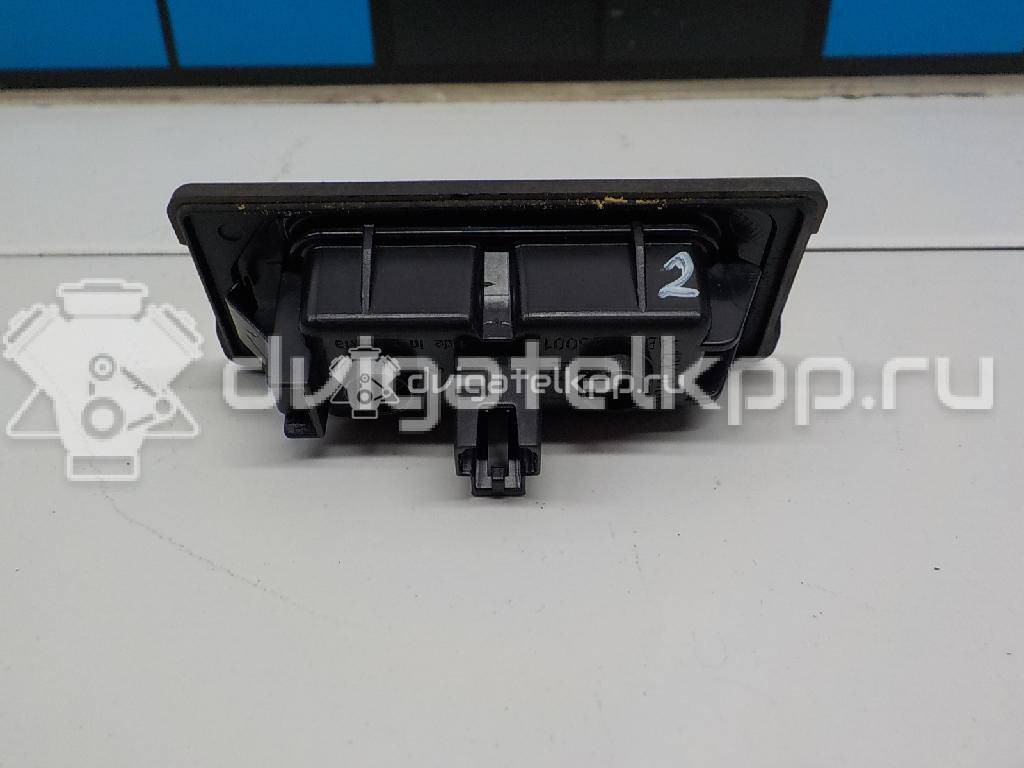 Фото Фонарь подсветки номера  1K8943021 для Volkswagen Scirocco / Polo / Touran / Amarok S1B / New Beetle {forloop.counter}}