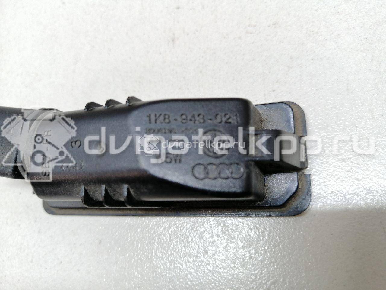 Фото Фонарь подсветки номера  1K8943021 для Volkswagen Scirocco / Polo / Touran / Amarok S1B / New Beetle {forloop.counter}}