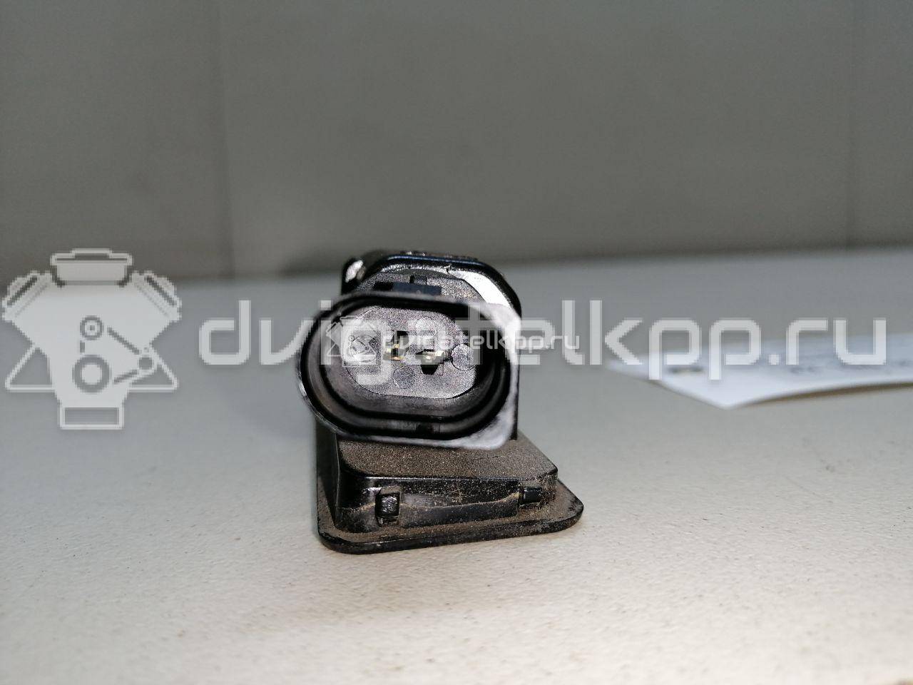 Фото Фонарь подсветки номера  1K8943021 для Volkswagen Scirocco / Polo / Touran / Amarok S1B / New Beetle {forloop.counter}}