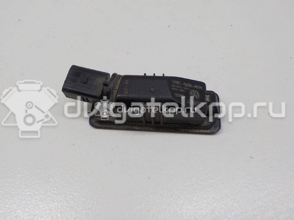 Фото Фонарь подсветки номера  1K8943021 для Volkswagen Scirocco / Polo / Touran / Amarok S1B / New Beetle {forloop.counter}}