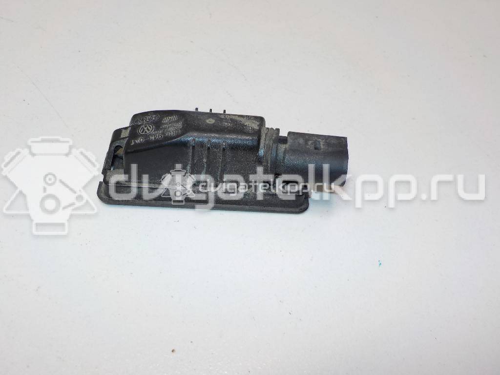 Фото Фонарь подсветки номера  1K8943021 для Volkswagen Scirocco / Polo / Touran / Amarok S1B / New Beetle {forloop.counter}}