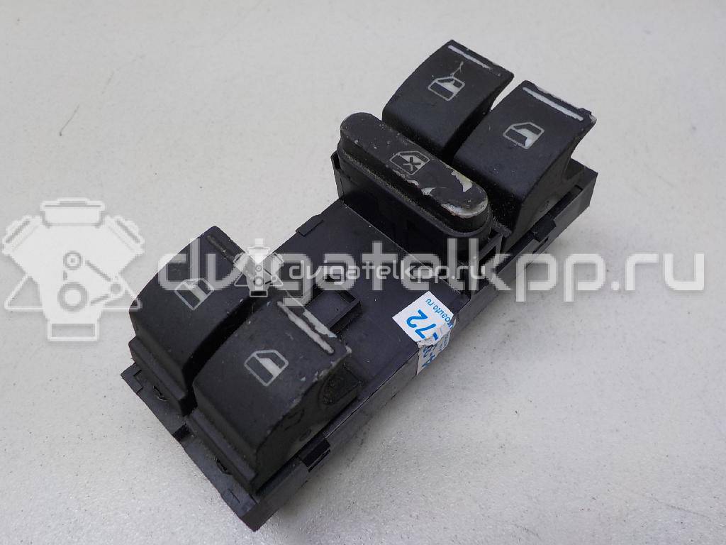 Фото Блок управления стеклоподъемниками  1K4959857 для Volkswagen Tiguan / Touran / Amarok S1B / Cc / Golf {forloop.counter}}