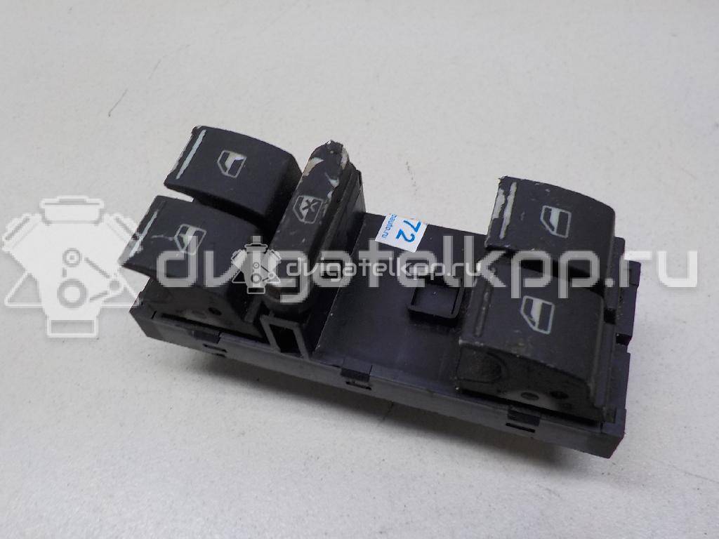 Фото Блок управления стеклоподъемниками  1K4959857 для Volkswagen Tiguan / Touran / Amarok S1B / Cc / Golf {forloop.counter}}