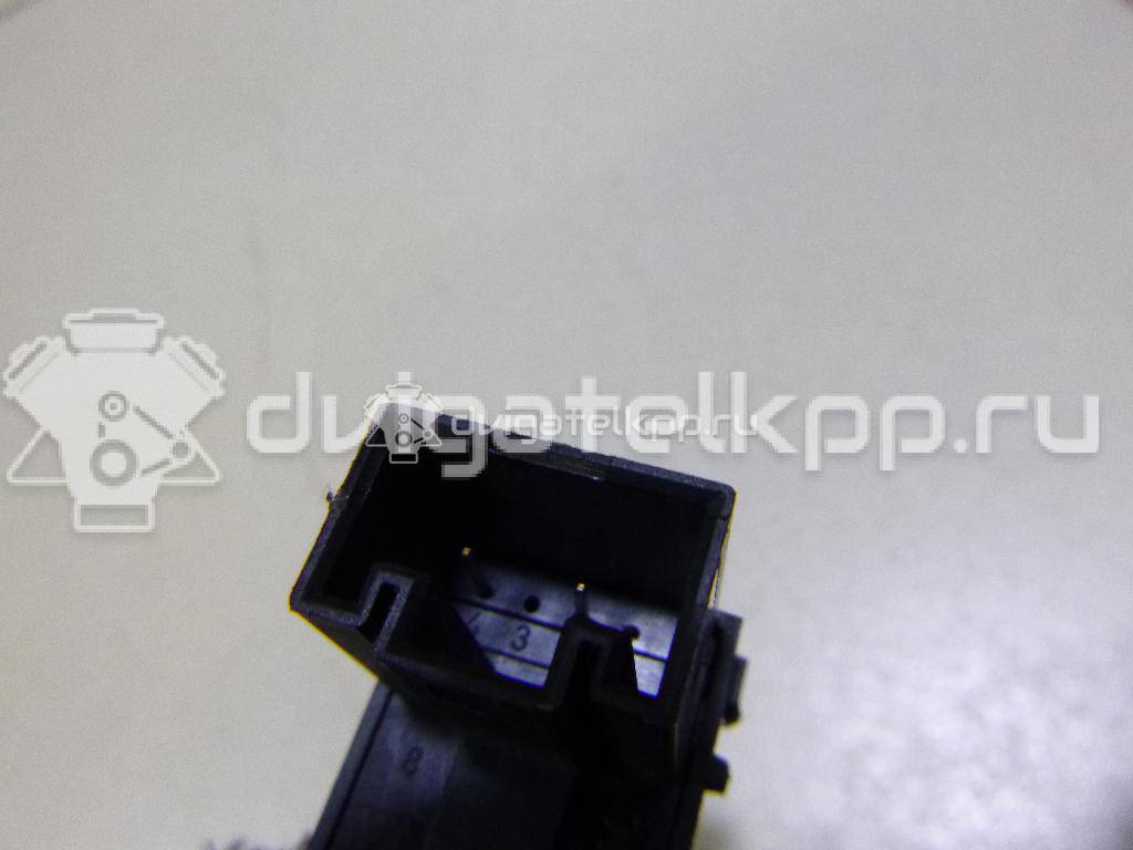 Фото Кнопка стеклоподъемника  1F0959855 для Volkswagen Scirocco / Tiguan / Touran / Amarok S1B / Cc {forloop.counter}}