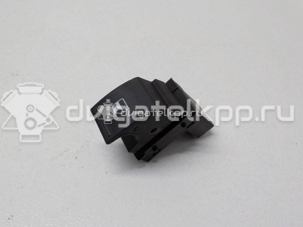 Фото Кнопка стеклоподъемника  7L6959855BREH для Volkswagen Scirocco / Tiguan / Touran / Amarok S1B / Cc {forloop.counter}}