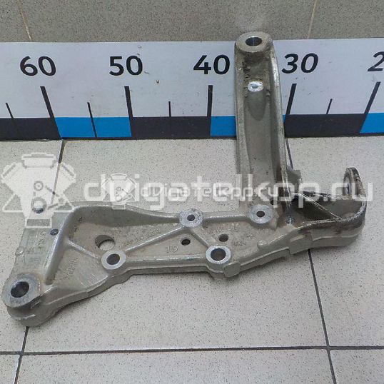 Фото Кронштейн переднего рычага  1K0199295F для Volkswagen Scirocco / Touran / Eos 1F7, 1F8 / Golf / Caddy