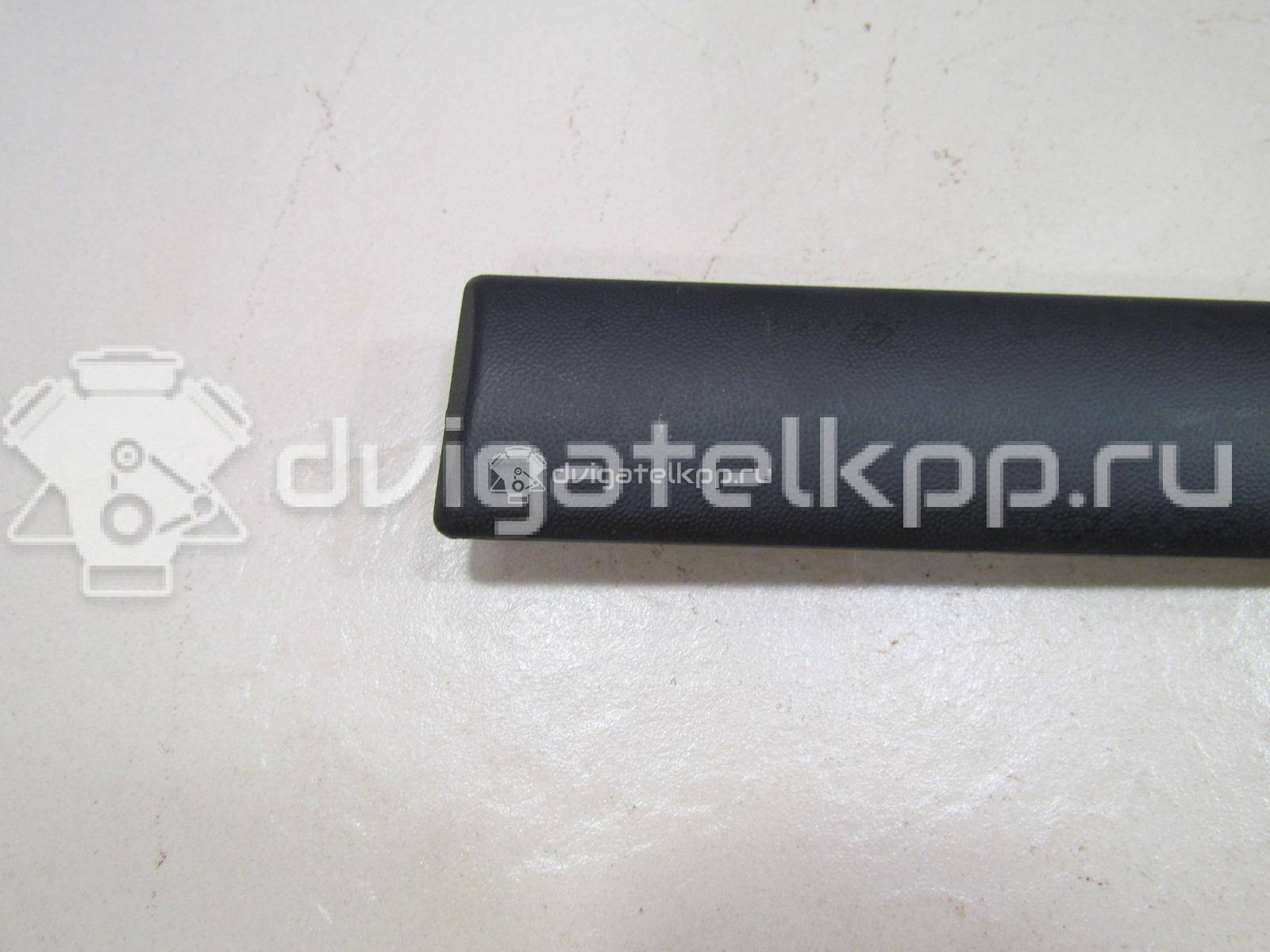 Фото Молдинг заднего крыла левого  2K0853535C для Volkswagen Caddy {forloop.counter}}