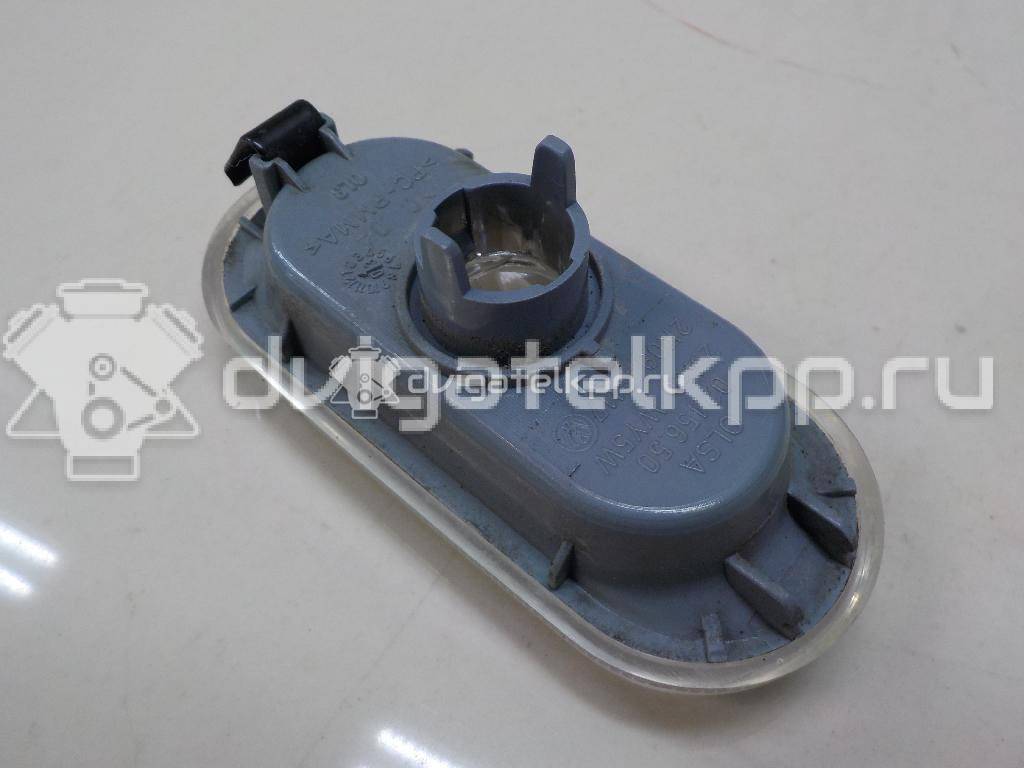 Фото Повторитель на крыло белый  2K0949117 для Volkswagen Multivan {forloop.counter}}