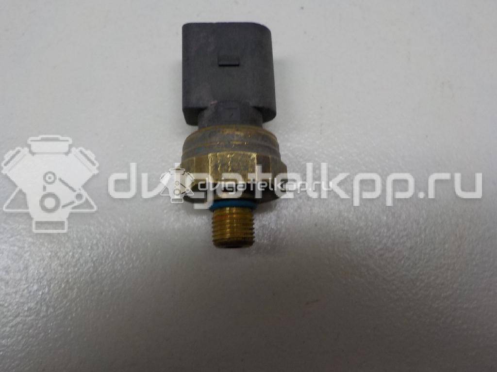 Фото Датчик давления топлива  03c906051a для Volkswagen Touran / Cc / Touareg / Eos 1F7, 1F8 / Golf {forloop.counter}}