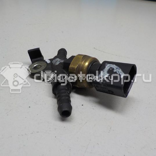 Фото Датчик давления топлива  03C906051A для Volkswagen Touran / Cc / Touareg / Eos 1F7, 1F8 / Golf