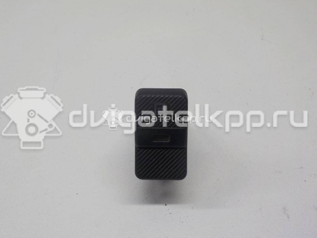 Фото Кнопка обогрева заднего стекла  535959621 для Volkswagen Passat / Transporter / Polo / Corrado 53I {forloop.counter}}