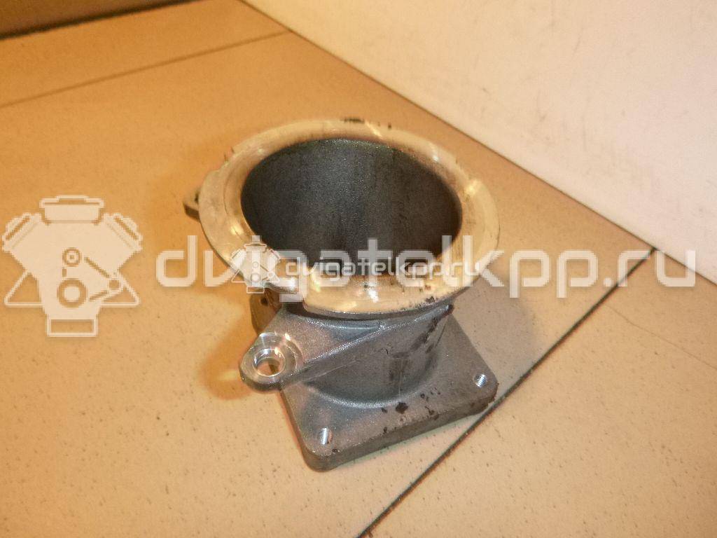 Фото Фланец для двигателя K7M 812 для Renault Logan 80-90 л.с 8V 1.6 л бензин 165785537R {forloop.counter}}