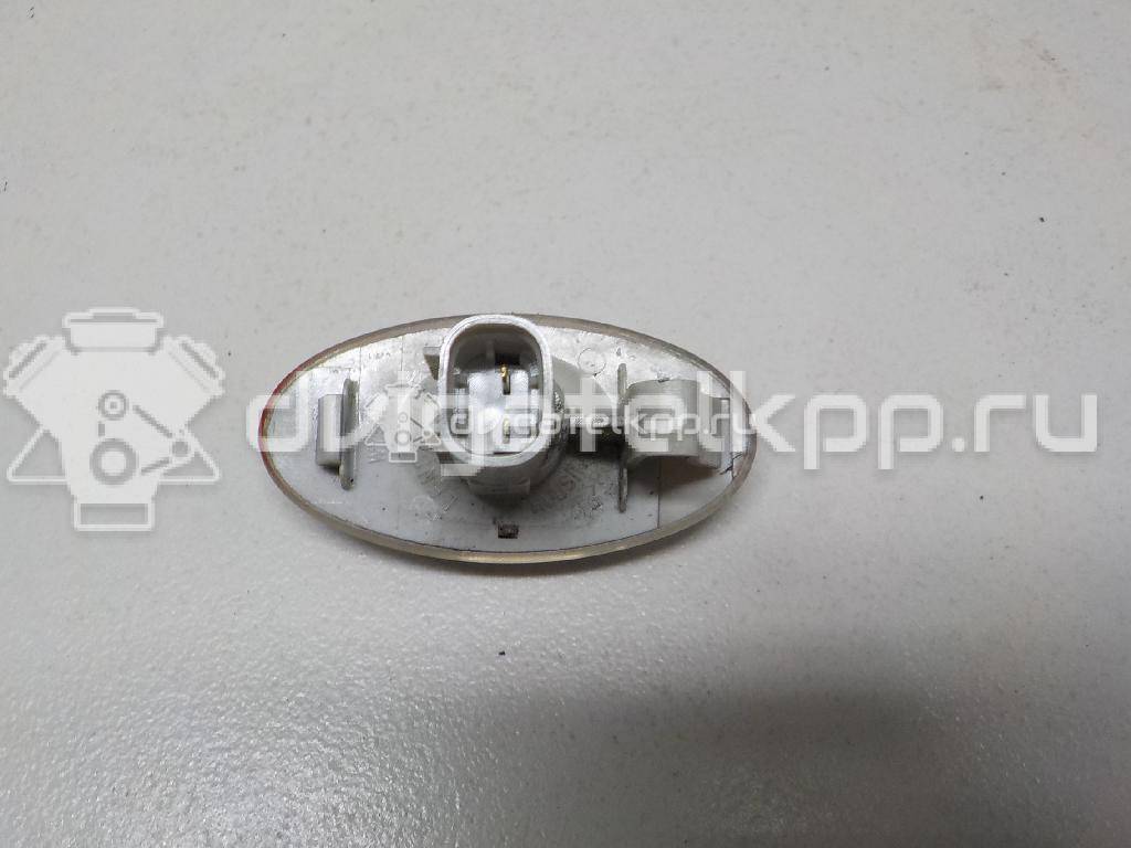 Фото Повторитель на крыло белый  3641063J20 для Suzuki Splash Ex / Vitara / Sx4 / Swift {forloop.counter}}