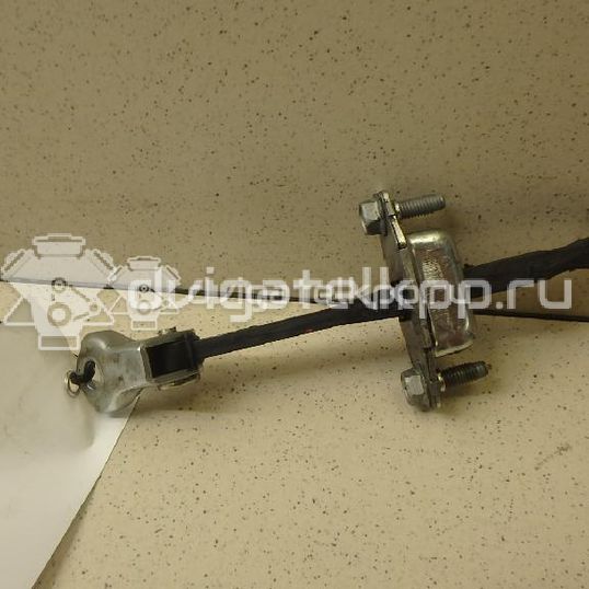 Фото Ограничитель двери  8181062J02 для suzuki Swift