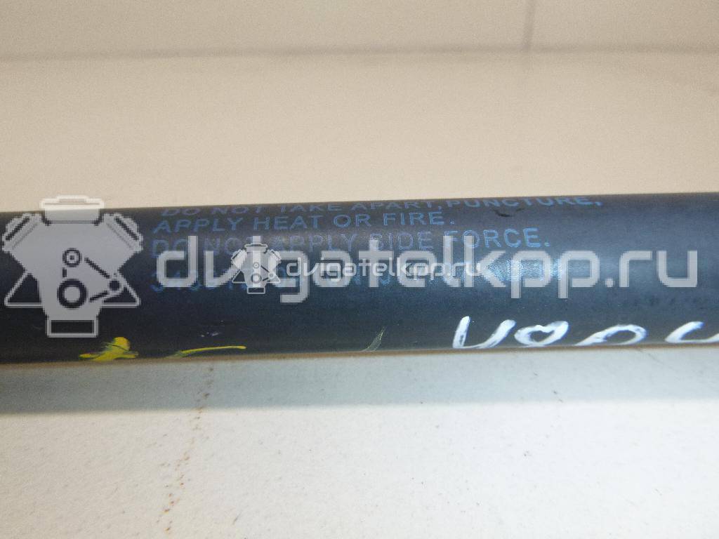 Фото Амортизатор двери багажника  8180162811 для Suzuki Swift {forloop.counter}}