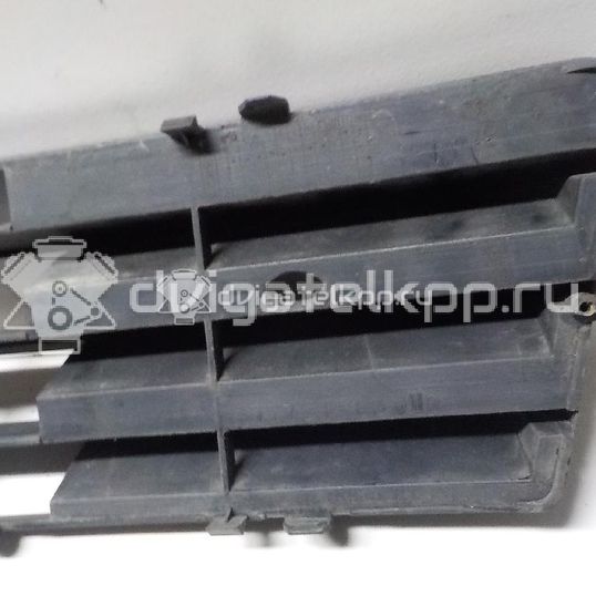Фото Решетка в бампер центральная  7172163J005PK для Suzuki Swift