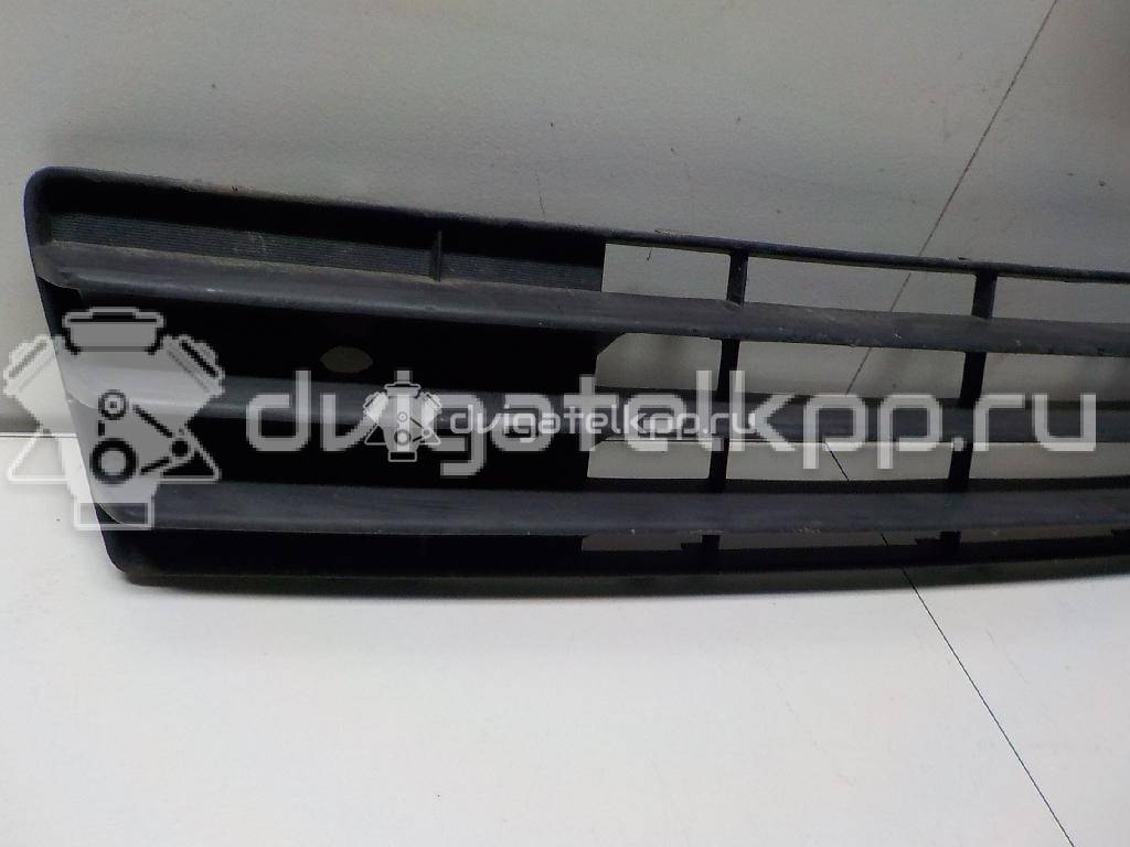 Фото Решетка в бампер центральная  7172163J005PK для Suzuki Swift {forloop.counter}}