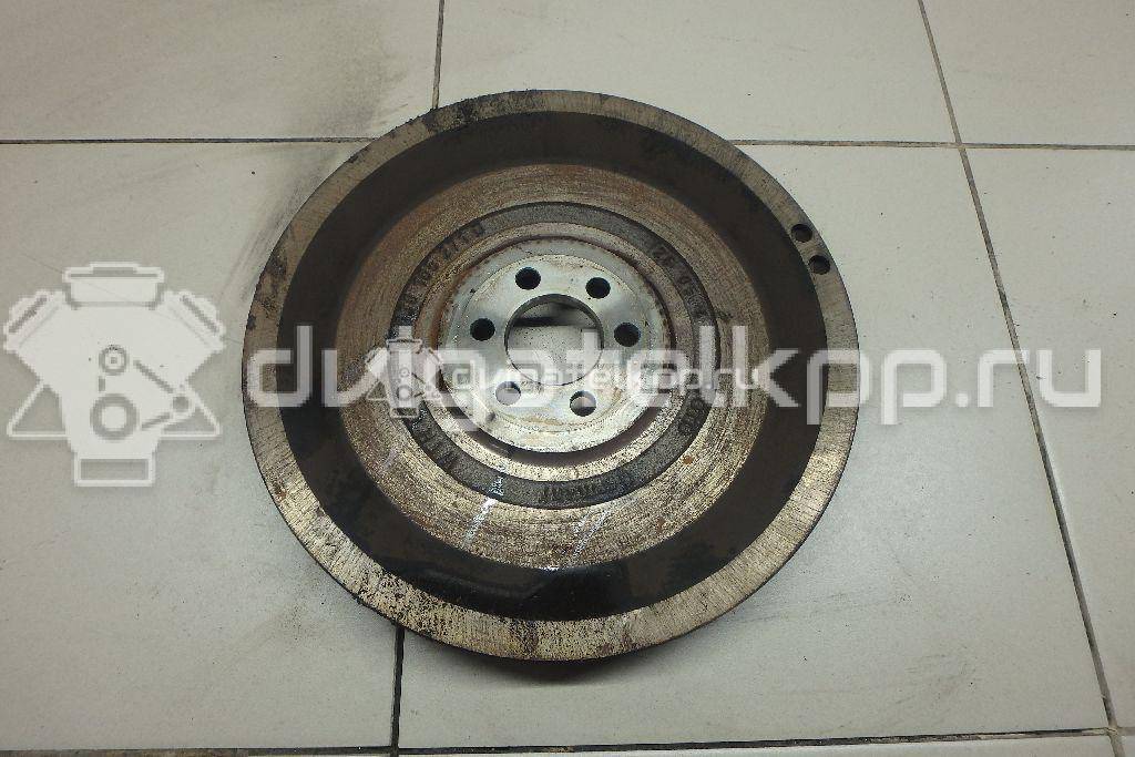 Фото Маховик для двигателя CFNA для Skoda Roomster 5J / Fabia / Rapid 105 л.с 16V 1.6 л бензин 030105271D {forloop.counter}}