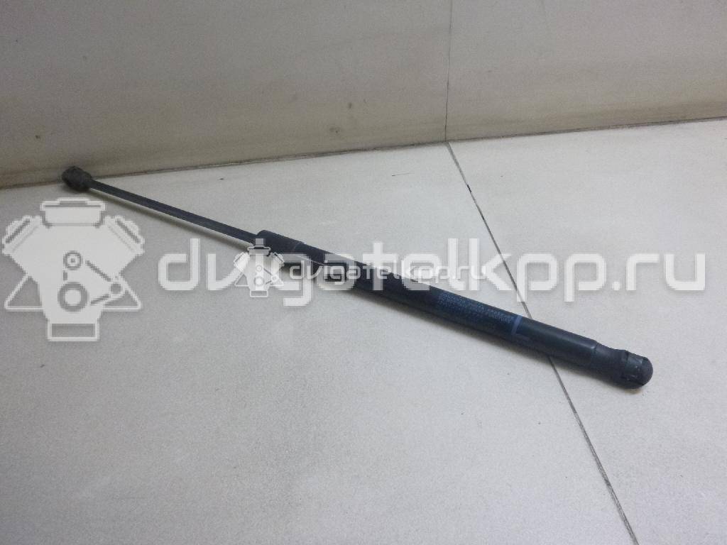 Фото Амортизатор двери багажника  8186068840 для Suzuki Swift {forloop.counter}}