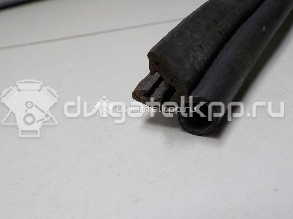 Фото Уплотнитель (внутри)  7236254L00 для suzuki SX4 {forloop.counter}}