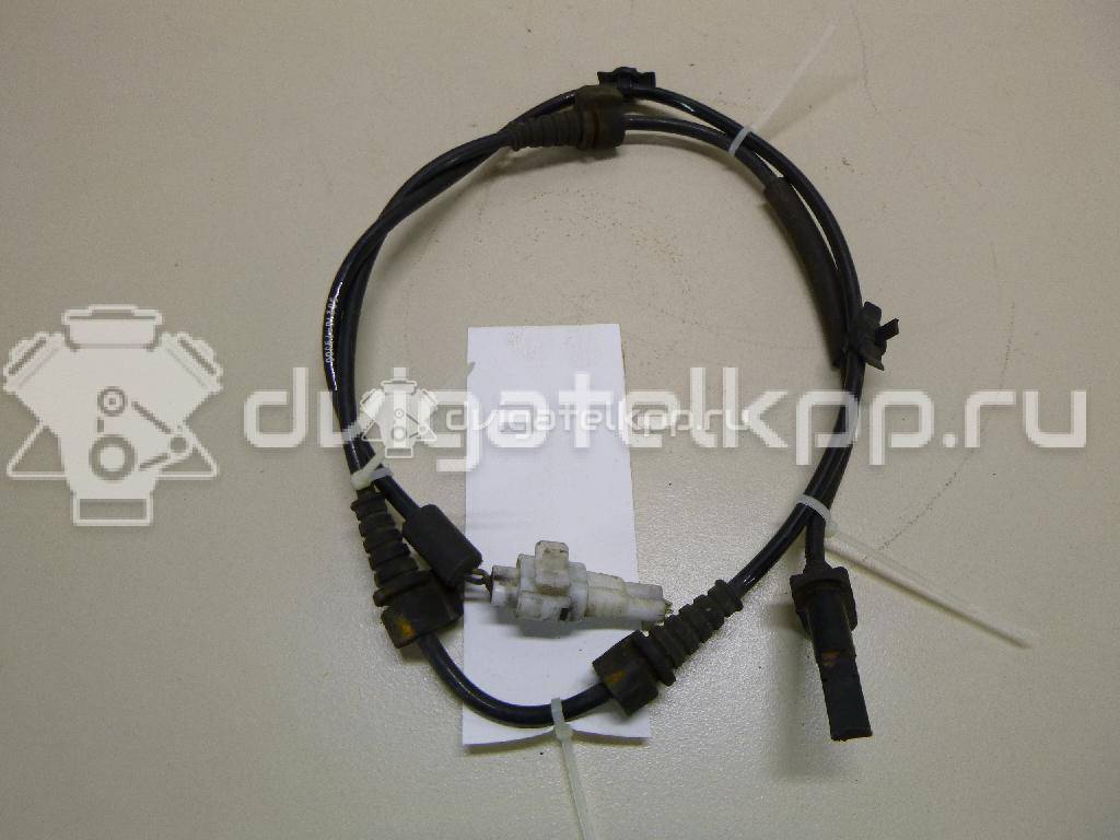 Фото Датчик ABS передний правый  5621079J00 для Suzuki Sx4 {forloop.counter}}