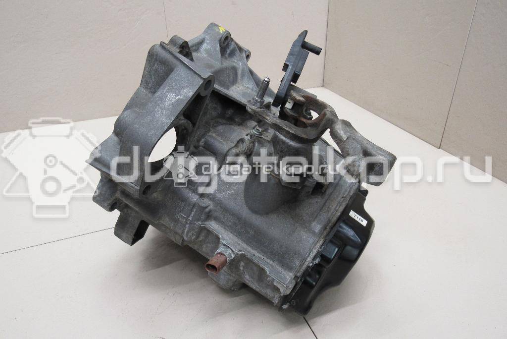 Фото Контрактная (б/у) МКПП для Skoda Roomster 5J / Fabia / Rapid 105 л.с 16V 1.6 л CFNA бензин 02T300049M {forloop.counter}}