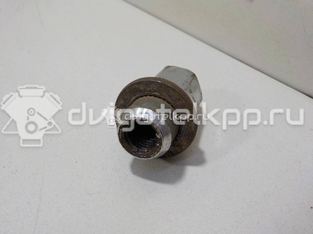 Фото Гайка колеса  9094201058 для Toyota Land Cruiser / Carina / Camry / Hiace / 4 {forloop.counter}}