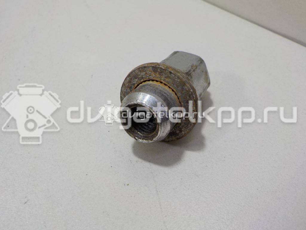 Фото Гайка колеса  9094201058 для Toyota Land Cruiser / Carina / Camry / Hiace / 4 {forloop.counter}}