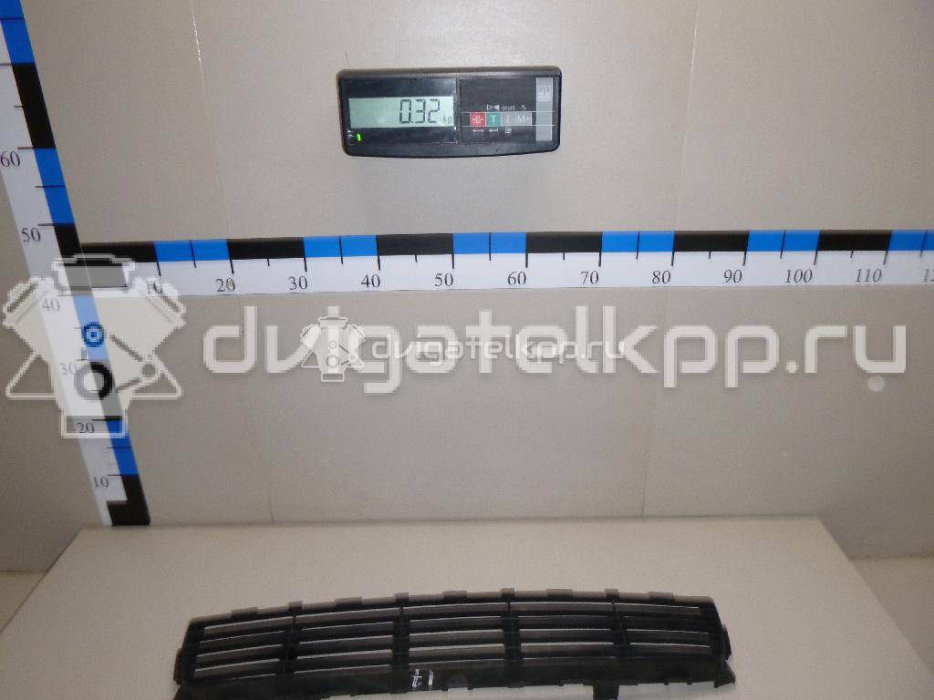Фото Решетка в бампер центральная  5311202080 для Toyota Auris {forloop.counter}}