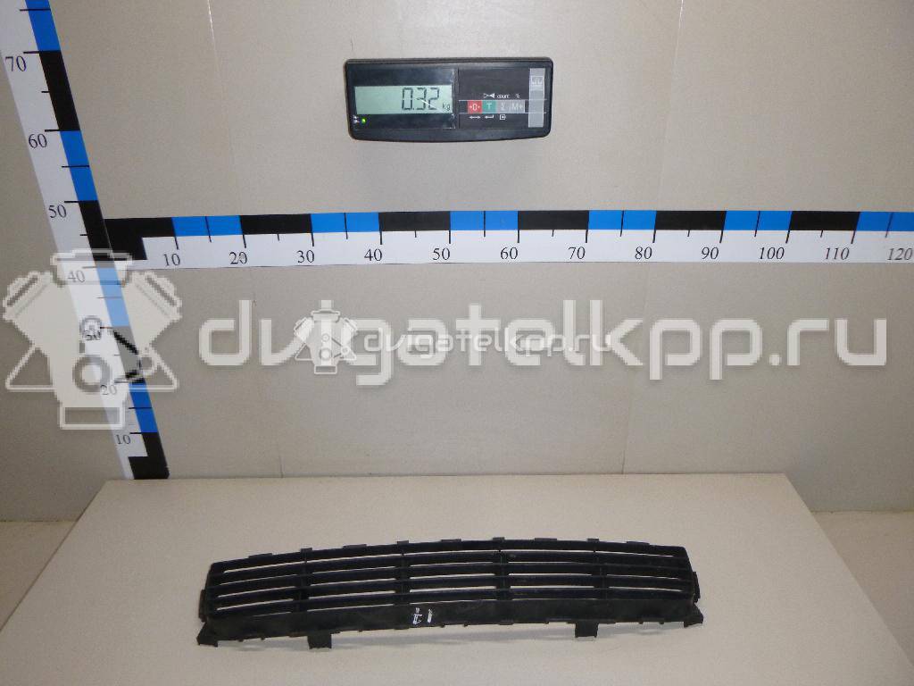 Фото Решетка в бампер центральная  5311202080 для Toyota Auris {forloop.counter}}