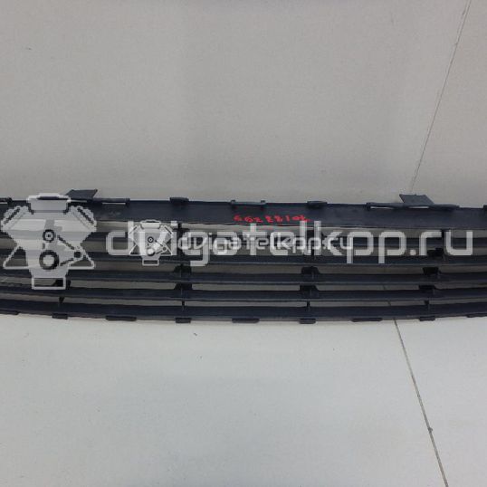 Фото Решетка в бампер центральная  5311202080 для Toyota Auris