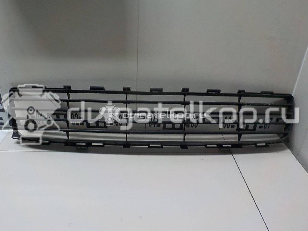 Фото Решетка в бампер центральная  5311202080 для Toyota Auris {forloop.counter}}